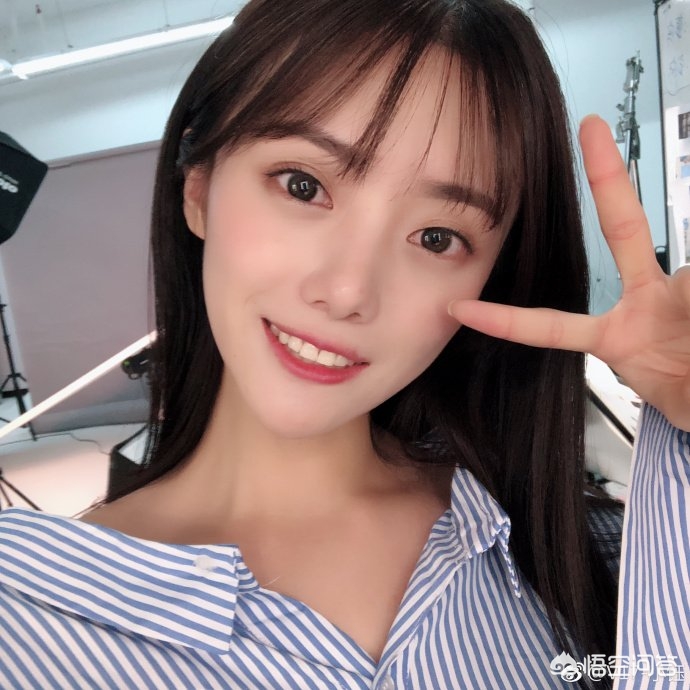 扒衣服小游戏_扒衣服小游戏叫什么