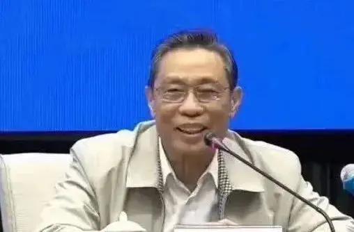 宪法小卫士答题答案_宪法小卫士答题答案大四