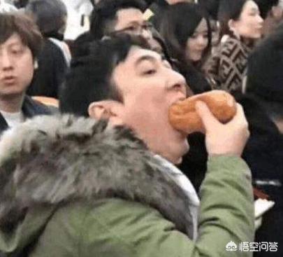 王思聪吃热狗头像_王思聪吃热狗头像大全