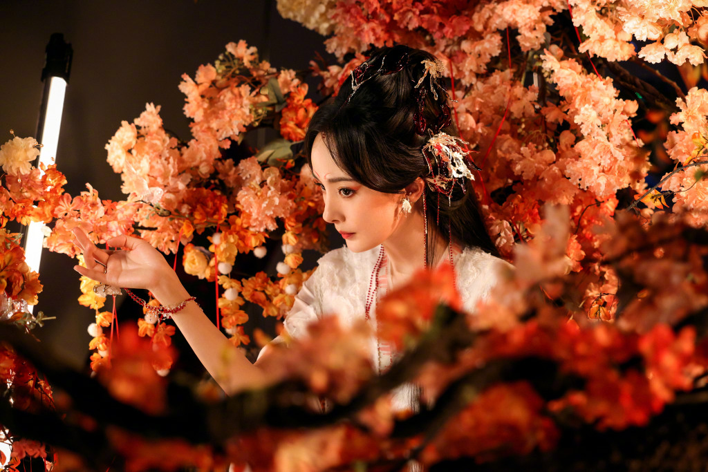 月红_月红篇狐妖小红娘