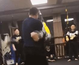 地下拳王_地下拳王李青多少钱