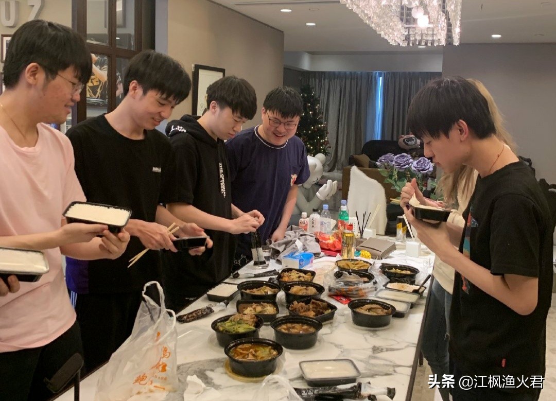 lol中秋_lol中秋节万豪和妈妈图标