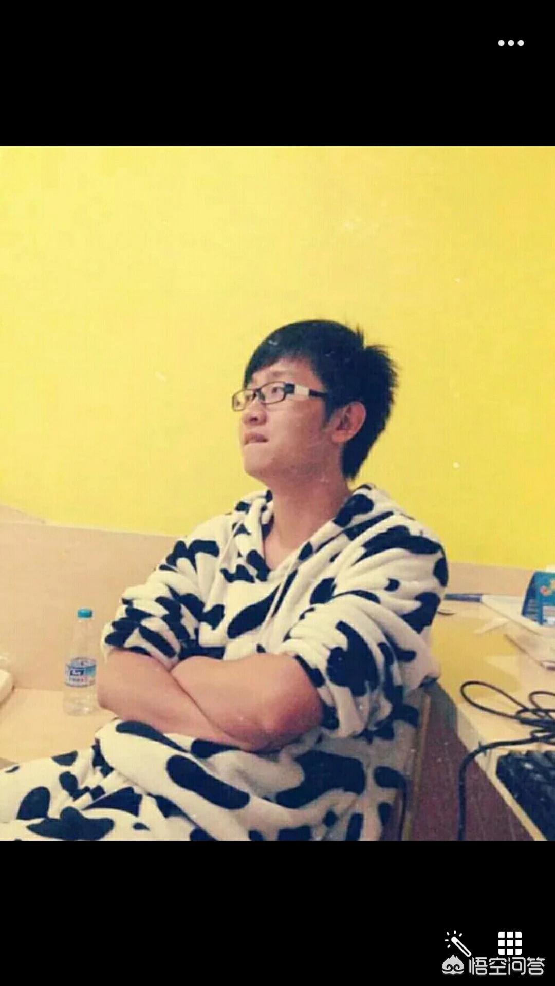 cf陈子豪直播_cf陈子豪直播间